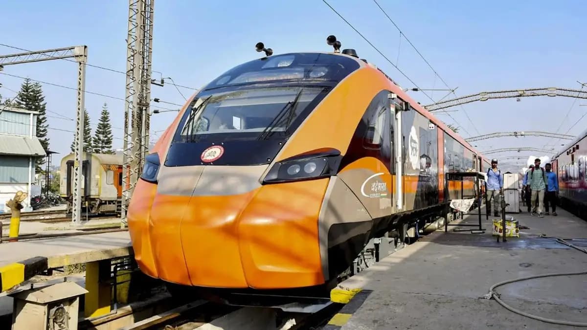 New Delhi-Varanasi Vande Bharat Sleeper Express to Run Six Days a Week Overnight