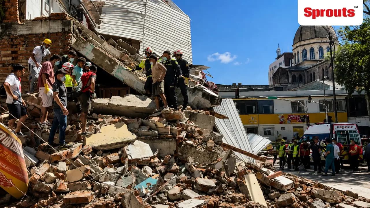 7.4-Magnitude Colombia Earthquake Leaves 111 Dead, 2,700 Missing.
