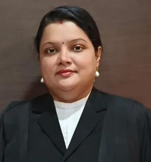 Adv. Smita Chiplunkar