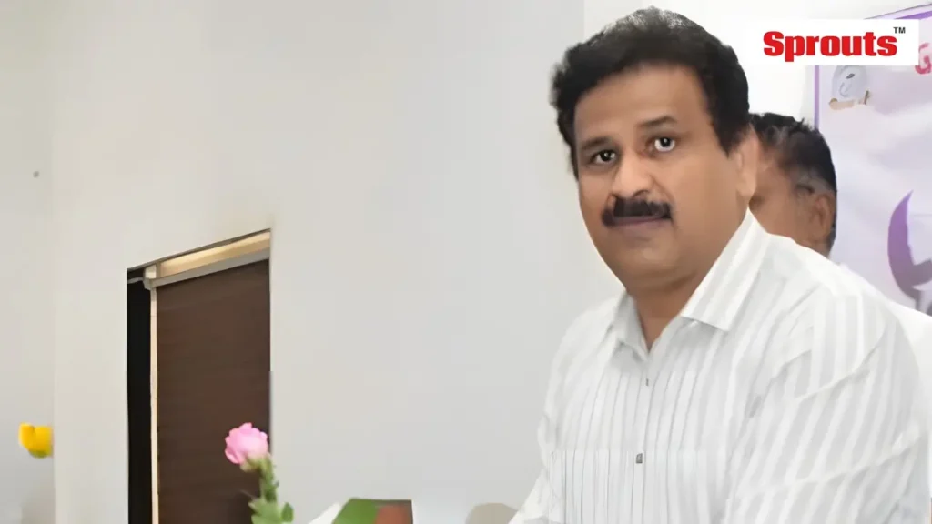 FIR Filed Against GMC Jalgaon Dean Dr. Girish Thakur