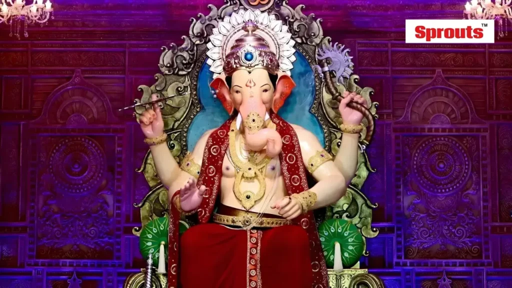 Lalbaugcha Raja VIP darshan sparks outrage over crowd mismanagement